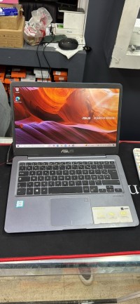 كمبيوتر-محمول-asus-vivobook-s14-i7-8550u-8go-128go-ssd1to-hdd-nvidia-mx150-2go-مستغانم-الجزائر
