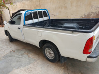 fourgon-toyota-hilux-2007-beni-oulbane-skikda-algerie