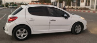 voitures-peugeot-207-cc-2012-alur-ouled-yaich-blida-algerie