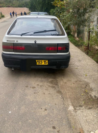 voitures-renault-19-1993-austia-tizi-ouzou-algerie