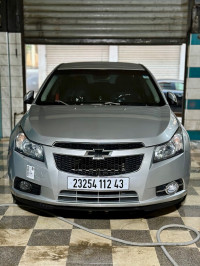 voitures-chevrolet-cruze-2012-lt-ferdjioua-mila-algerie