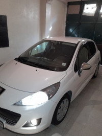 voitures-peugeot-207-2012-allure-setif-algerie