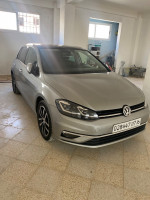 voitures-volkswagen-golf-7-2017-confortline-douera-alger-algerie