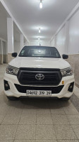 utilitaire-toyota-hilux-2019-legend-dc-4x4-pack-luxe-hassani-abdelkrim-el-oued-algerie