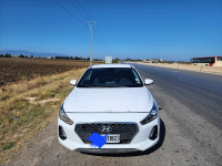 moyenne-berline-hyundai-i30-2018-annaba-algerie