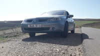 voitures-renault-laguna-2-2001-initial-paris-ain-makhlouf-guelma-algerie