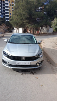 voitures-fiat-tipo-sedan-2024-life-oran-algerie