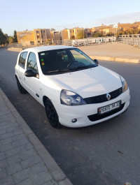 voitures-renault-clio-campus-2014-extreme-2-ain-el-berd-sidi-bel-abbes-algerie