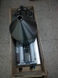 ماكنة تعبئة لزجة نصف اتوماتيك   Remplisseuse Liquide Semi auto 