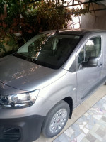 voitures-fiat-doblo-2024-جزاءرية-2مقاعد-khemis-miliana-ain-defla-algerie