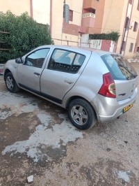 سيارات-dacia-sandero-2010-السوقر-تيارت-الجزائر