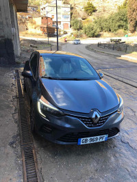 voitures-renault-clio-5-2021-intens-setif-algerie