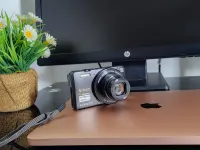 NIKON COOLPIX S7000 