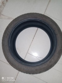 عجلة سيارة مستعملة 225/45R18