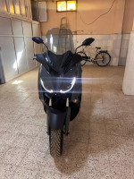 motos-scooters-yamaha-xmax-300-2023-ouled-chebel-alger-algerie