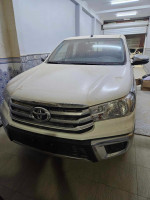 pickup-toyota-hilux-2022-legend-dc-4x2-touggourt-algerie