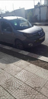 voitures-renault-kangoo-2014-mouzaia-blida-algerie