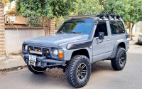 voitures-nissan-patrol-1995-long-algerie