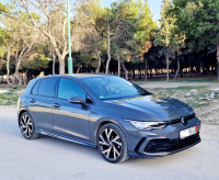 voitures-volkswagen-golf-8-2023-r-line-ain-mlila-oum-el-bouaghi-algerie