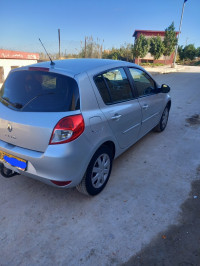 voitures-renault-clio-3-2012-chlef-algerie