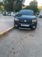 سيارة-صغيرة-dacia-sandero-2017-stepway-أولاد-فايت-الجزائر
