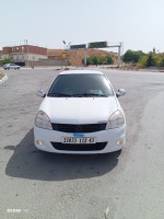 voitures-renault-clio-campus-2012-bye-algerie