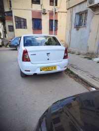 voitures-dacia-logan-2013-access-tlemcen-algerie