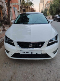 voitures-seat-leon-2016-linea-r-oran-algerie