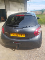 voitures-peugeot-208-2014-allure-jijel-algerie