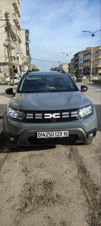 voitures-dacia-duster-2023-chanel-annaba-algerie