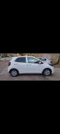 voitures-kia-picanto-2019-ex-les-eucalyptus-alger-algerie