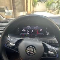 سيارات-skoda-superb-2022-15-tsi-act-150ch-درارية-الجزائر