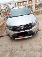 voitures-dacia-sandero-2017-stepway-oued-el-abtal-mascara-algerie