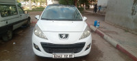 voitures-peugeot-207-2012-allure-blida-algerie