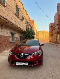 سيارات-renault-megane-4-2023-evolution-شبلي-البليدة-الجزائر