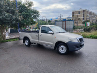 voitures-toyota-hilux-2016-legend-sc-4x2-tizi-ouzou-algerie