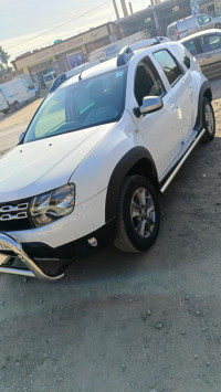 voitures-dacia-duster-2014-facelift-laureate-bouira-algerie