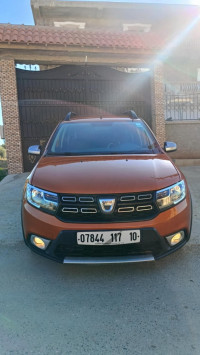 voitures-dacia-sandero-2017-stepway-bouira-algerie