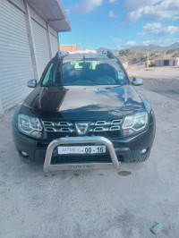 voitures-dacia-duster-2015-facelift-laureate-bouira-algerie