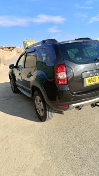 voitures-dacia-duster-2015-facelift-laureate-bouira-algerie