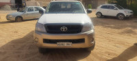 voitures-toyota-hilux-2010-adrar-algerie