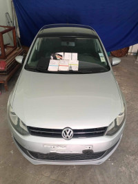 voitures-volkswagen-polo-2013-life-oum-el-adhaim-souk-ahras-algerie