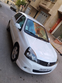 voitures-renault-clio-campus-2010-ferdjioua-mila-algerie