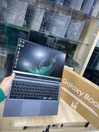 LAPTOP SAMSUNG GALAXYBOOK 4 | core 5 120U 14eme | RAM 8Go | SSD 512Go | Écran 15,6 FHD | jdid