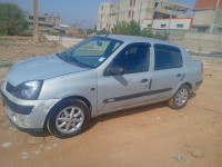 voitures-renault-clio-classique-2002-meftah-blida-algerie