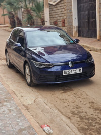 voitures-volkswagen-golf-8-2023-oran-algerie