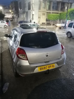 voitures-renault-clio-3-2009-reghaia-alger-algerie