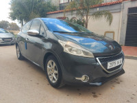 voitures-peugeot-208-2014-allure-ain-defla-algerie