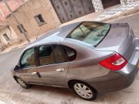 voitures-renault-symbol-2011-mascara-algerie