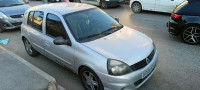 voitures-renault-clio-campus-2012-mohammadia-alger-algerie